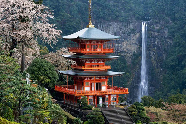 Co Nen Di Xuat Khau Lao Dong Nhat Ban Tỉnh Wakayama