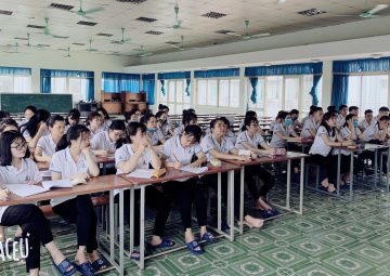 Nhập học sau trúng tuyển của 44 TTS IIG ngày 12/05/2020